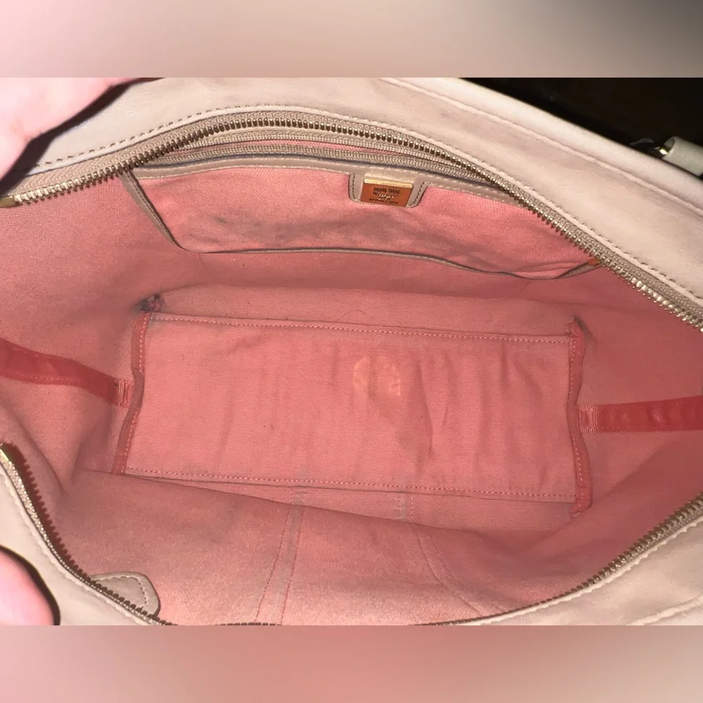 MCM Gray and Pink Signature Tote - Picture 4 of 7